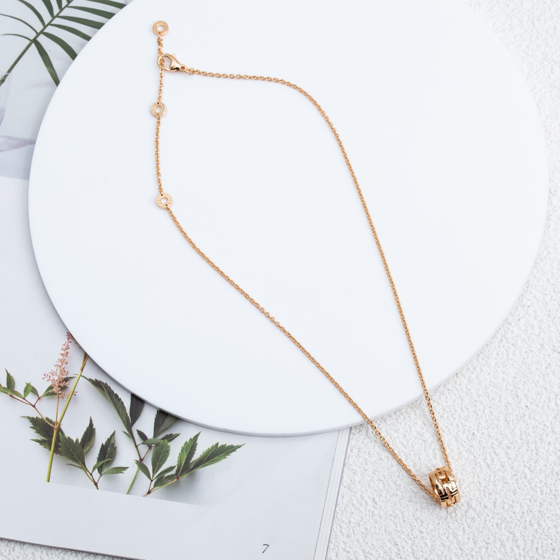 [Stellar Jewelry]PARENTESI NECKLACE PINK GOLD