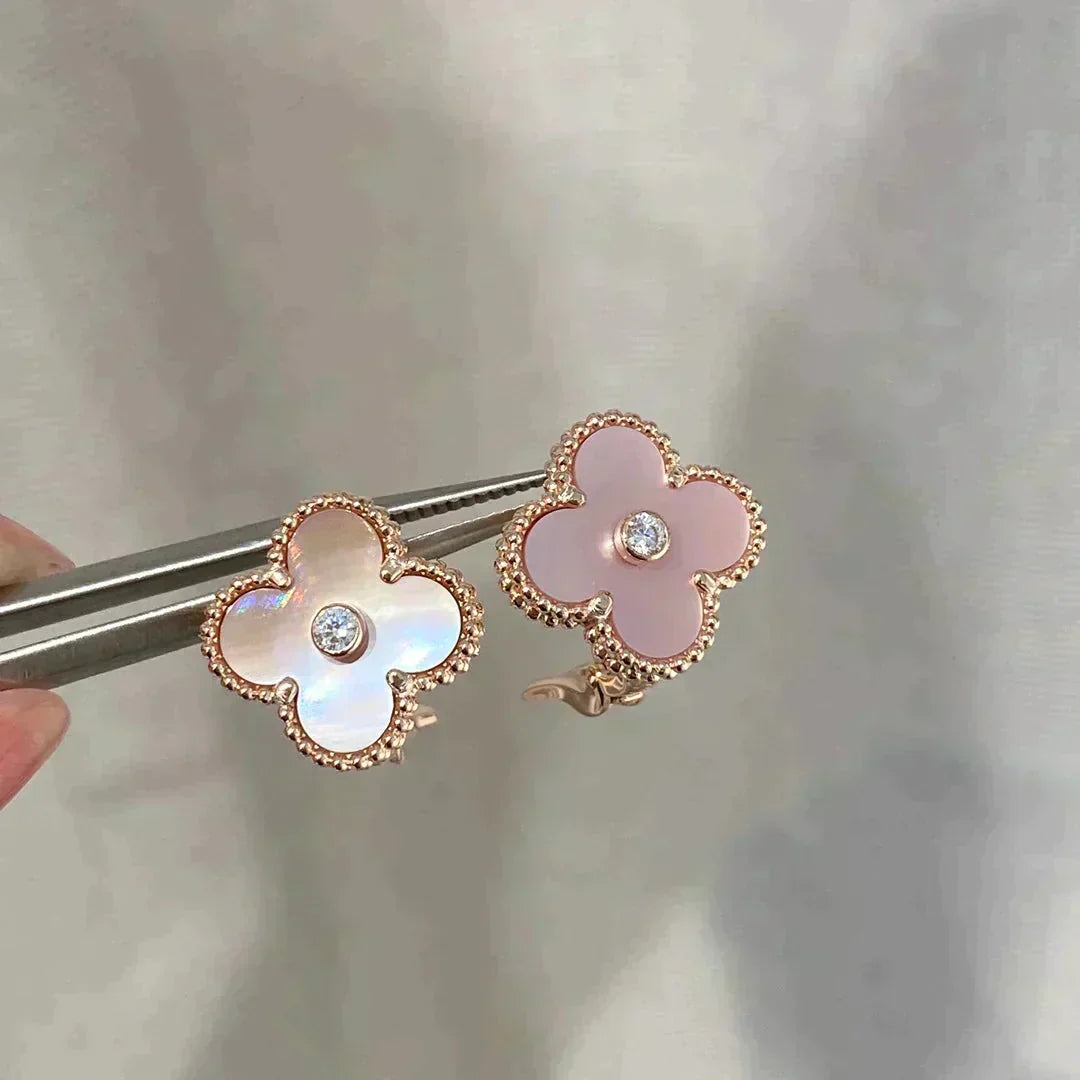 [Stellar Jewelry]CLOVER MEDIUM 1 MOTIFS  PINK MOP DIAMOND EARRINGS