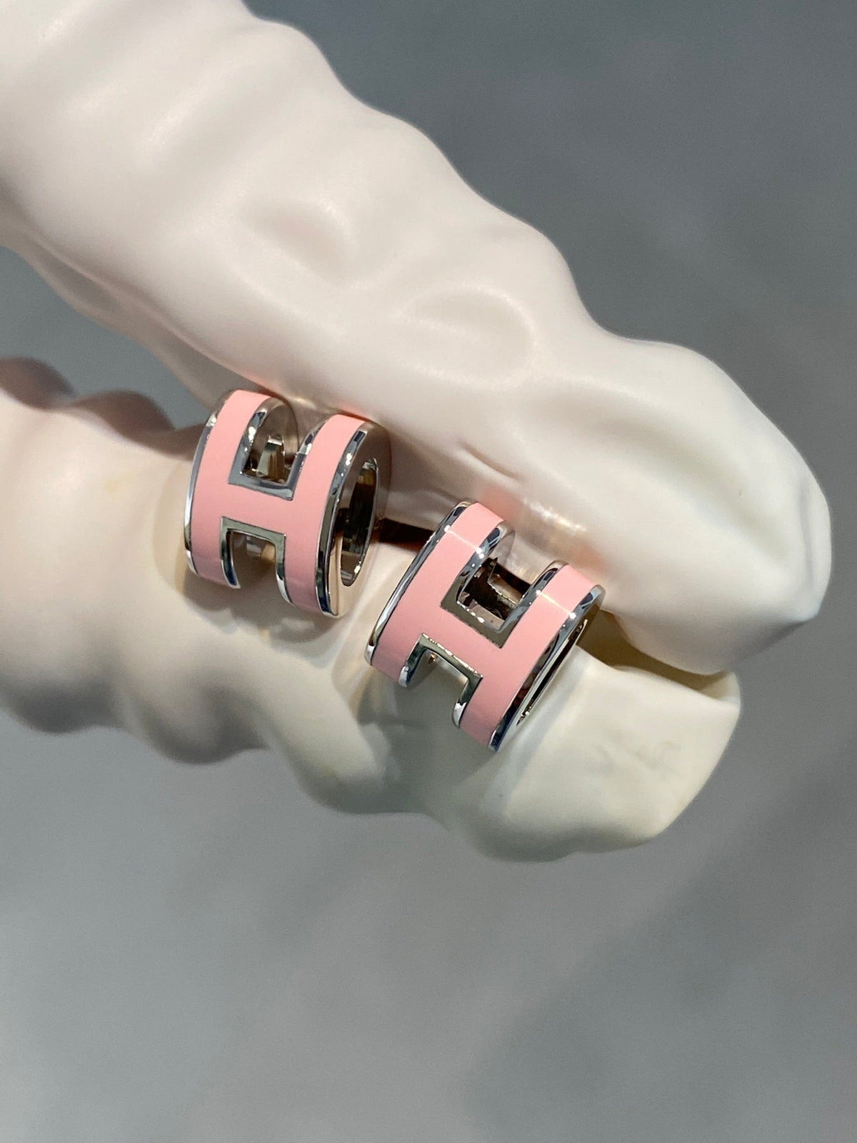 [Stellar Jewelry]MINI POP H SILVER EARRINGS PINK
