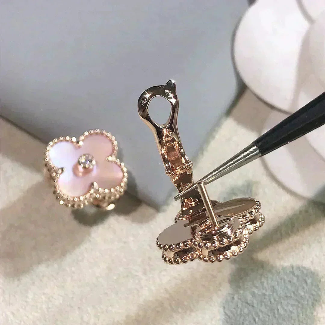 [Stellar Jewelry]CLOVER MEDIUM 1 MOTIFS  PINK MOP DIAMOND EARRINGS