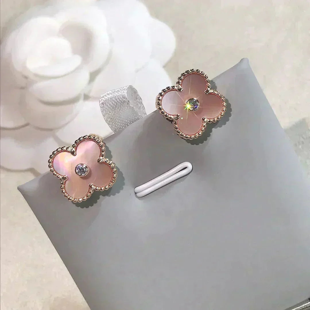 [Stellar Jewelry]CLOVER MEDIUM 1 MOTIFS  PINK MOP DIAMOND EARRINGS