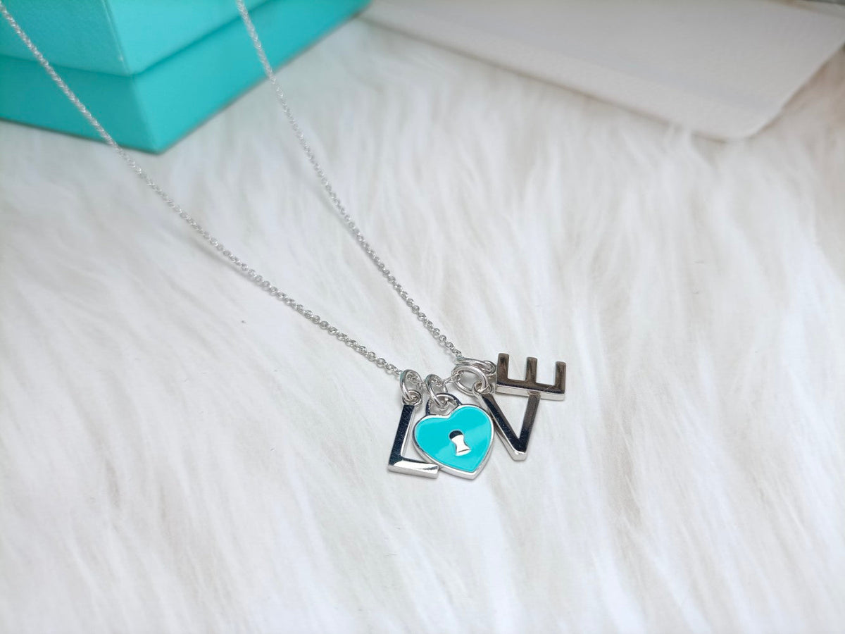 [Stellar jewels]LOVE TEXT PEDANT NECKLACE