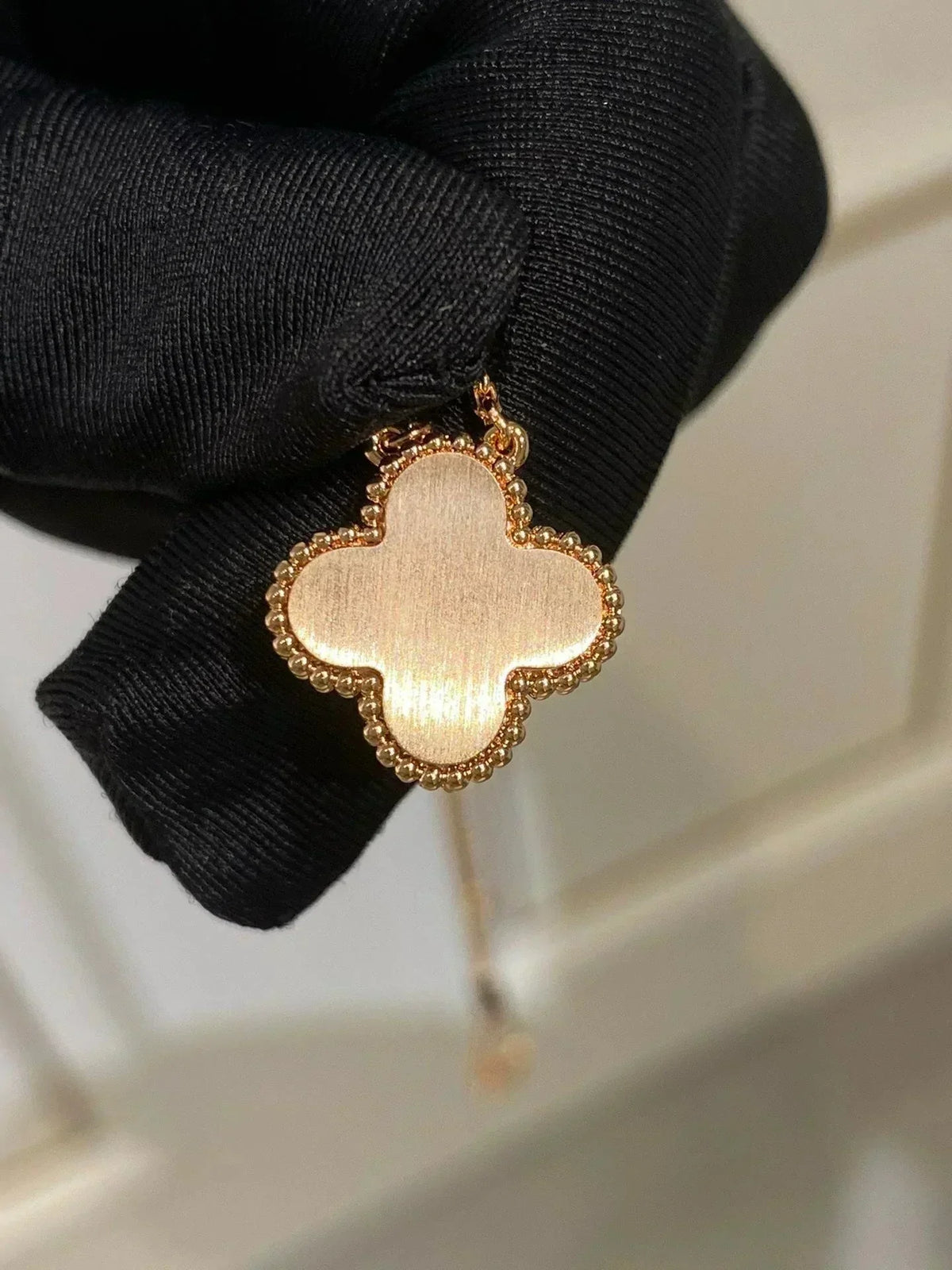 [Stellar Jewelry]CLOVER 15MM DIAMOND RHODONITE NECKLACE