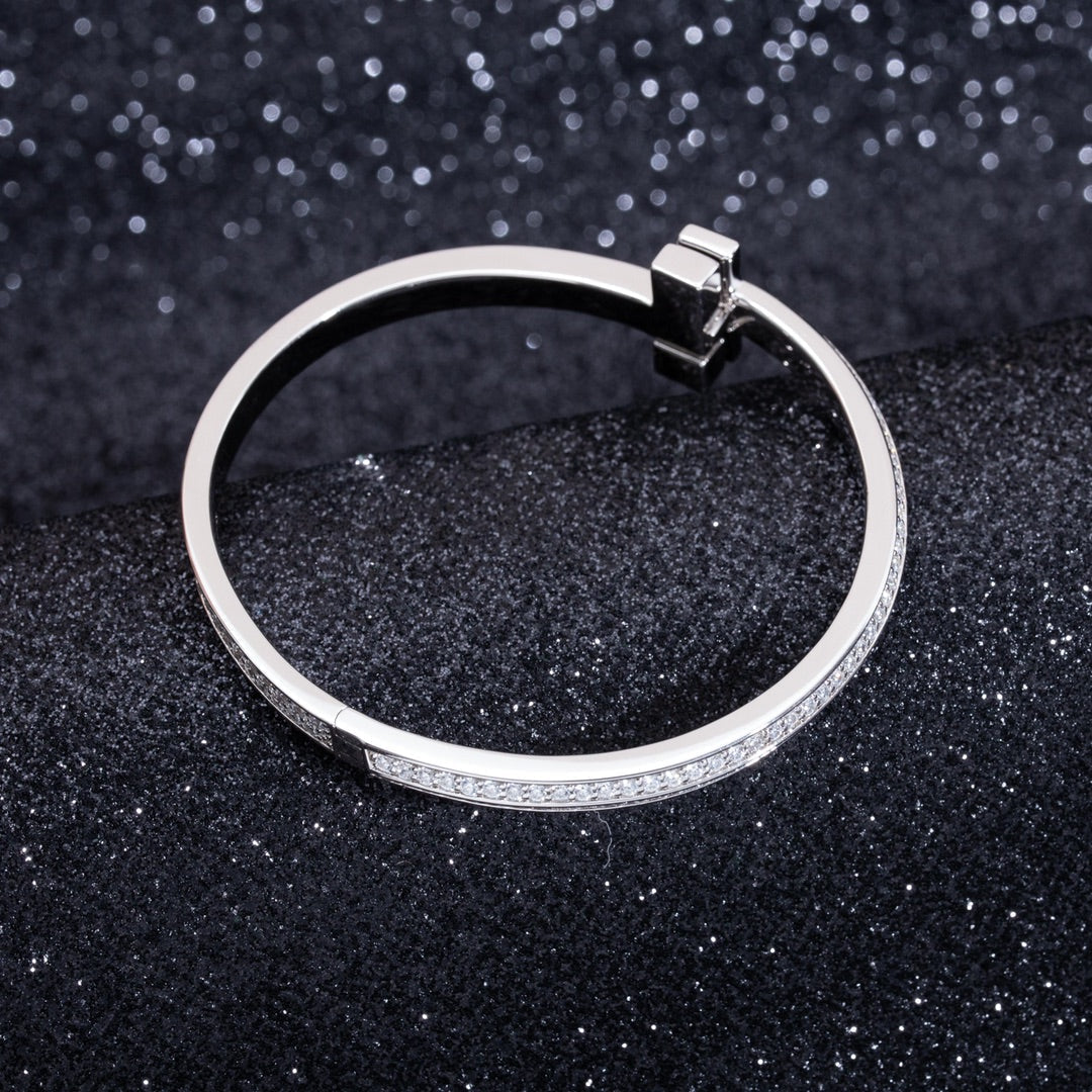 [Stellar jewels]WIDE DIAMONDS HINGED BANGLE SILVER
