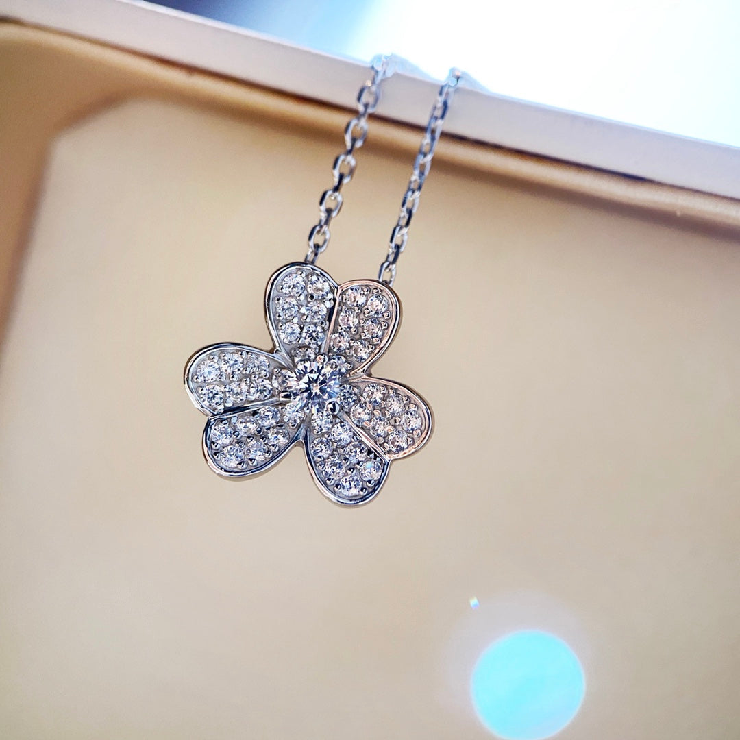 [Stellar Jewelry]CLOVER DIAMOND NECKLACE SILVER