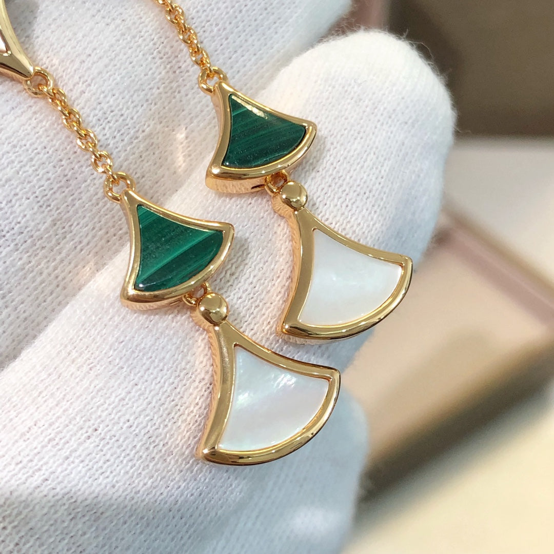[Stellar Jewelry]DREAM EARRINGS 3 MOTIFS MALACHITE MOP PINK GOLD