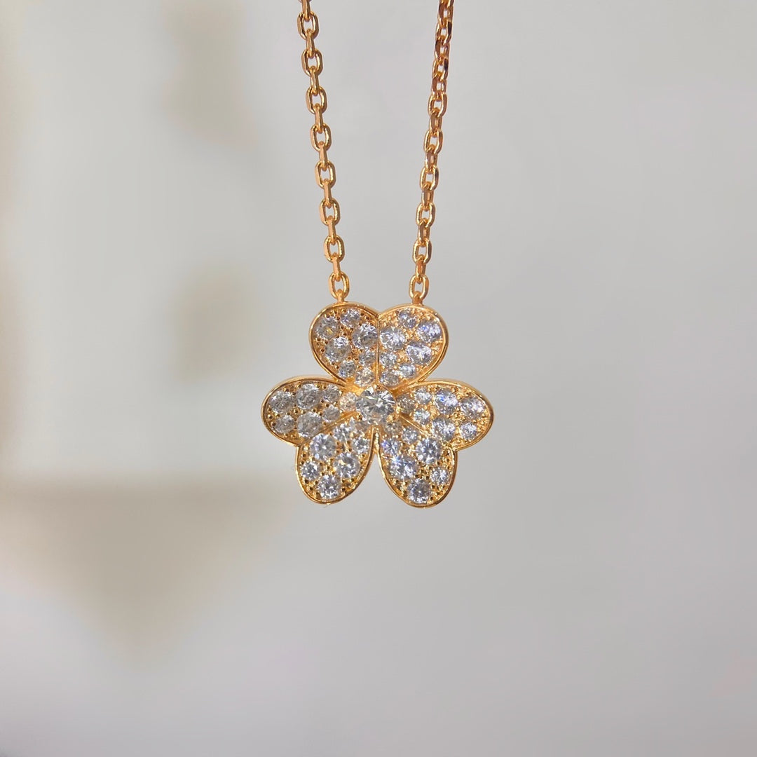 [Stellar Jewelry]FLOWER DIAMOND NECKLACE