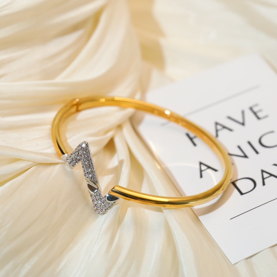 [Stellar Jewelry]VOLTE UPSITE DOWN GOLD DIAMOND BRACELET