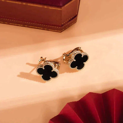 [Stellar Jewelry]CLOVER MEDIUM 1 MOTIFS  ONYX STUD EARRINGS