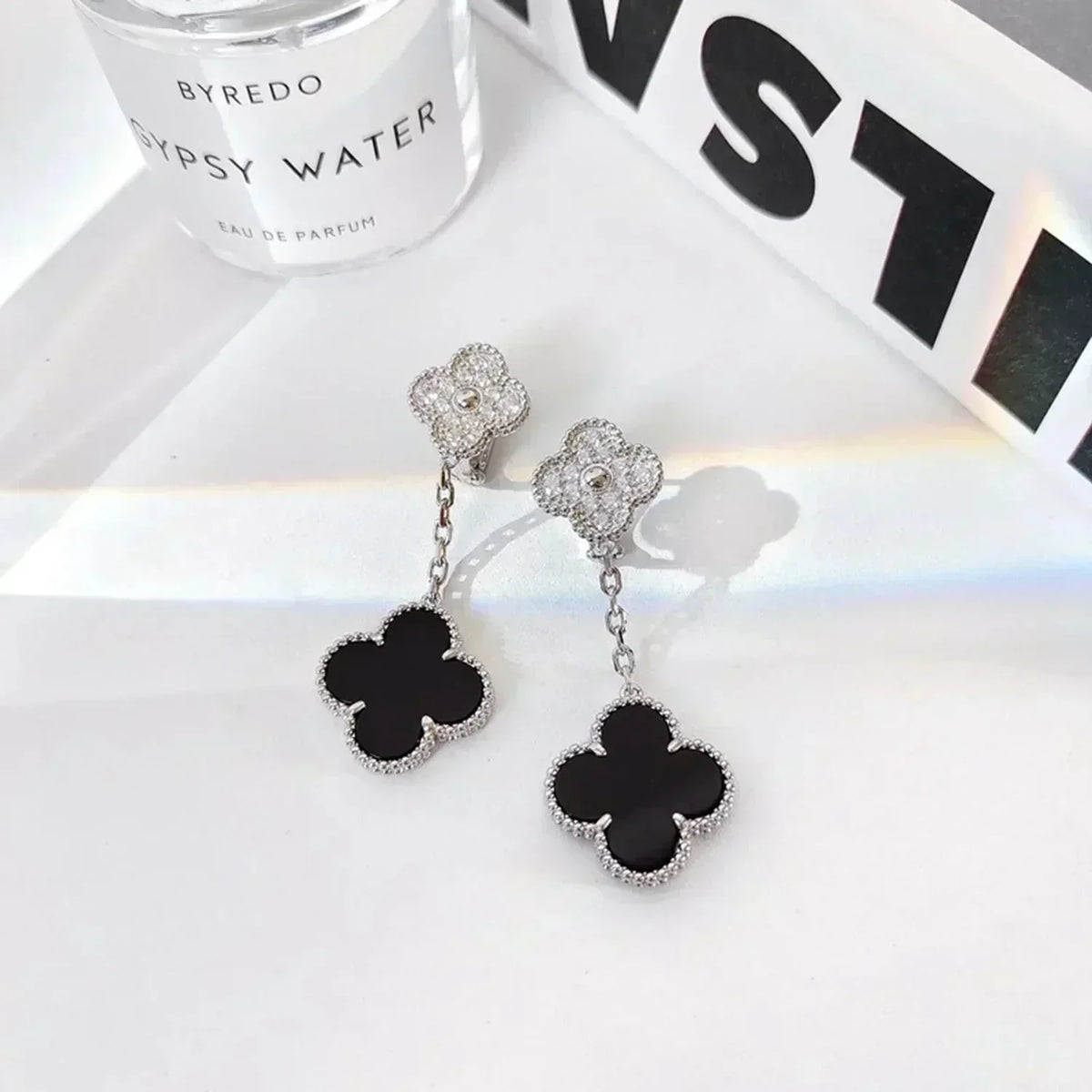 [Stellar Jewelry]CLOVER 2 MOTIFS  DIAMOND ONYX EARRINGS SILVER