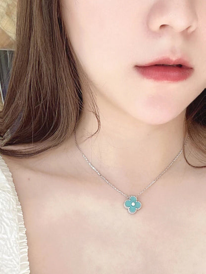 [Stellar Jewelry]CLOVER 1 DIAMOND LIGHT BLUE SILVER NECKLACE