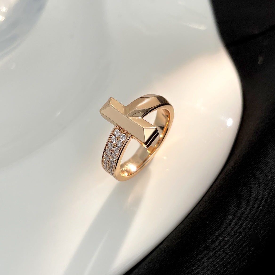 [Stellar jewels]T WIDE DIAMOND RING