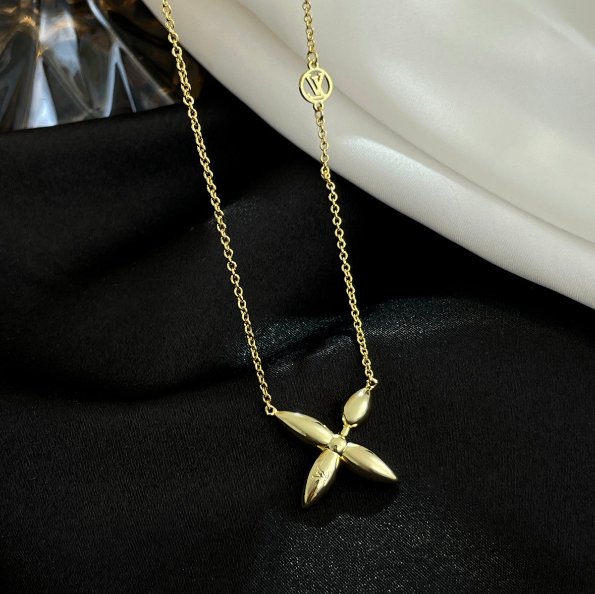 [Stellar Jewelry]LOUISETTE GOLD NECKLACE