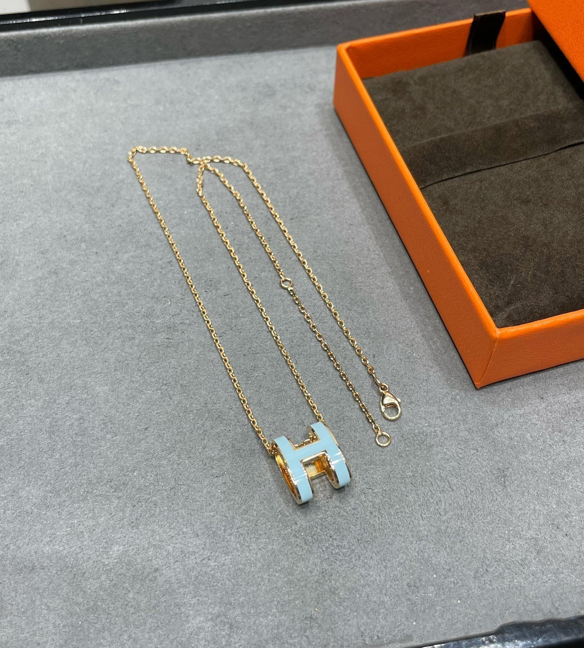 [Stellar Jewelry]POP H SKY BLUE NECKLACE