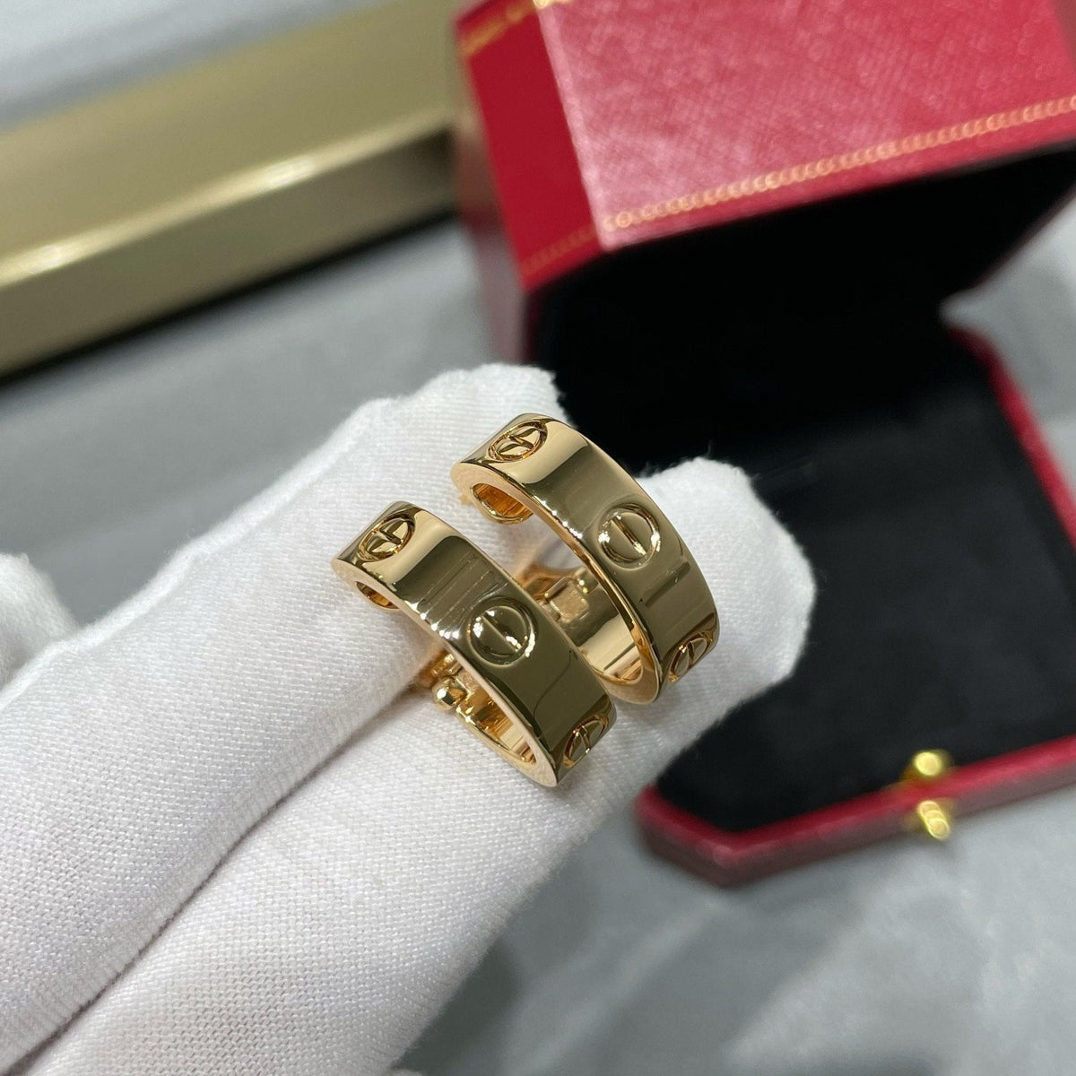[Stellar Jewelry]LOVE 5.5MM EARRINGS