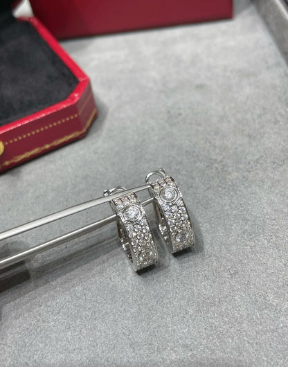 [Stellar Jewelry]LOVE 5.5MM DIAMOND PAVED EARRINGS
