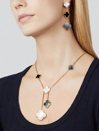 [Stellar Jewelry]CLOVER 3 MOTIF MOP ONYX DARK MOP PINK GOLD EARRINGS