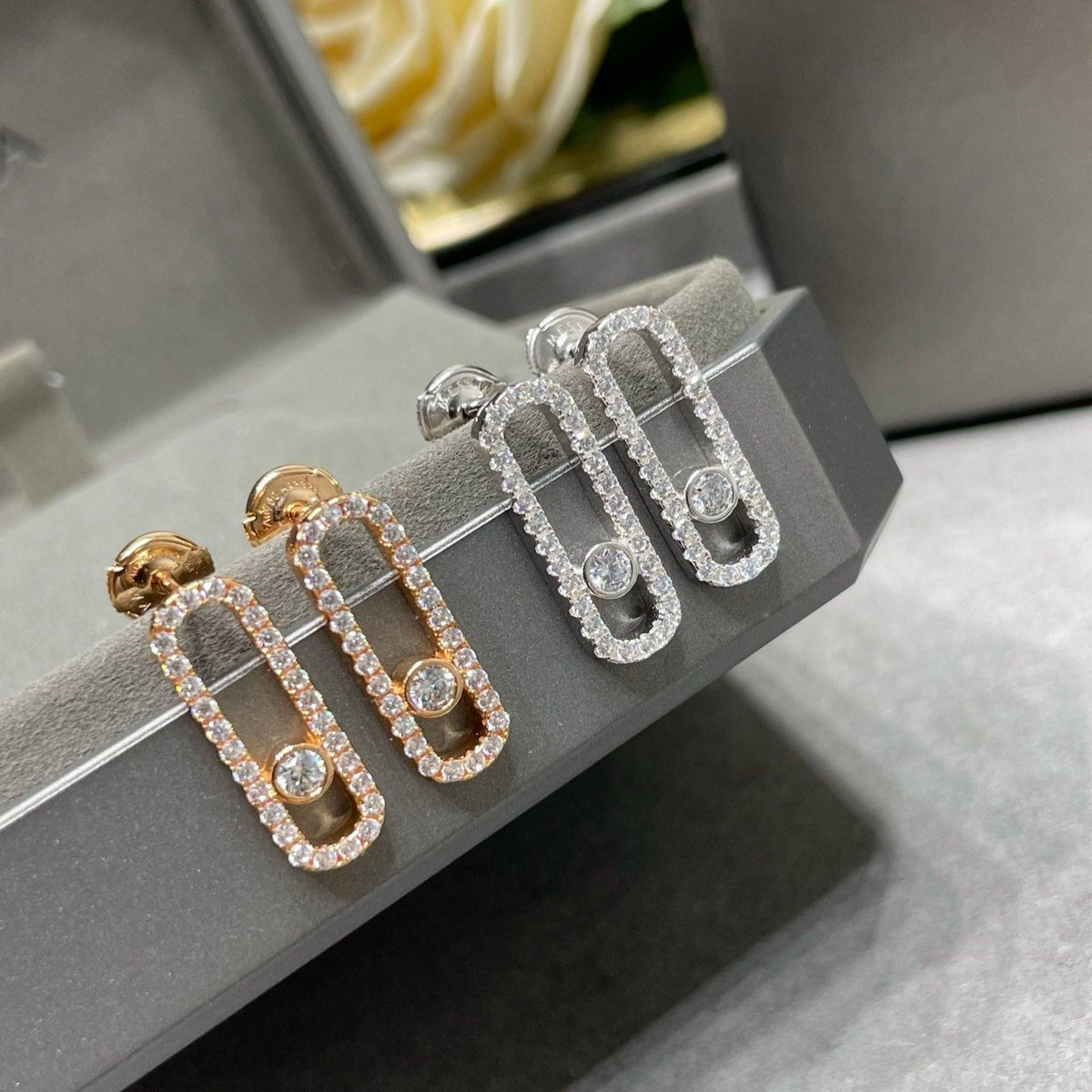 [Stellar Jewelry]MOVE UNO STUD DIAMOND PAVED EARRINGS