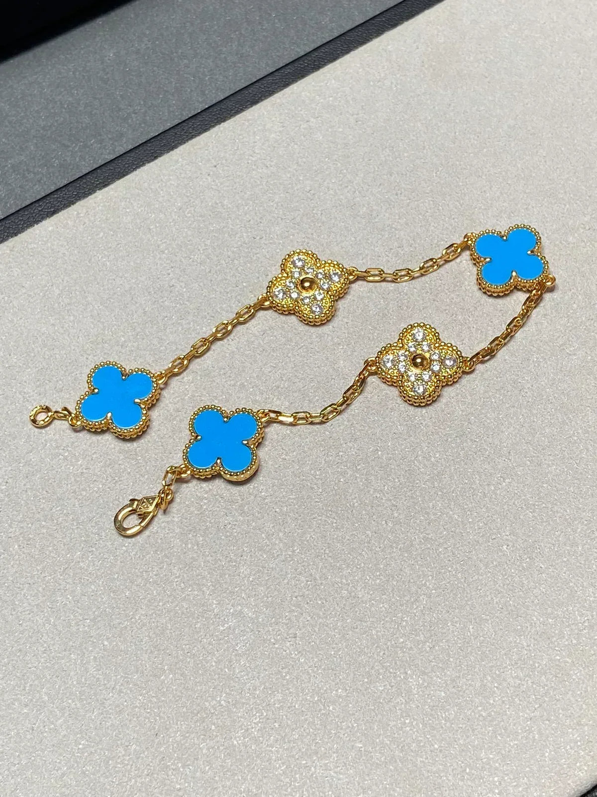 [Stellar Jewelry] CLOVER 5 MOTIF BLUE AGATE BRACELET COLLECTION