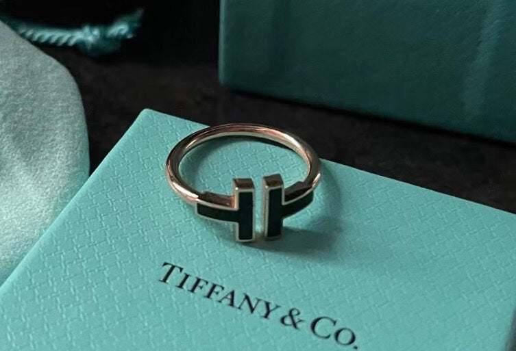 [Stellar jewels]T SMALL ONYX PINK GOLD RING
