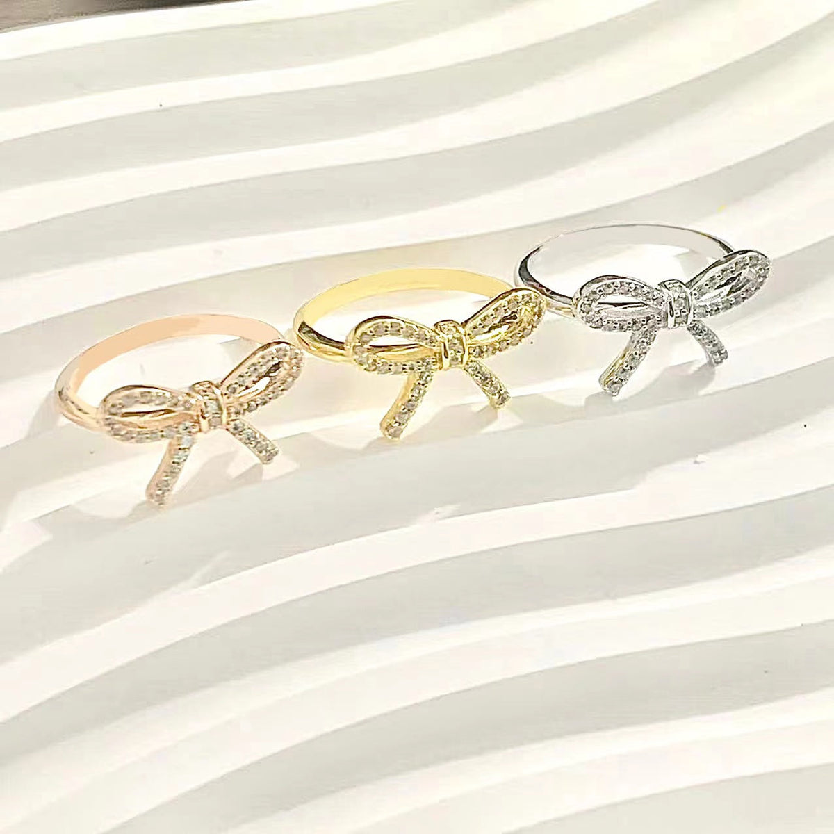 [Stellar jewels]TWIST BOW RING