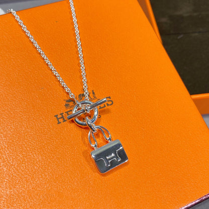 [Stellar Jewelry]CONSTANCE PEDANT SILVER NECKLACE
