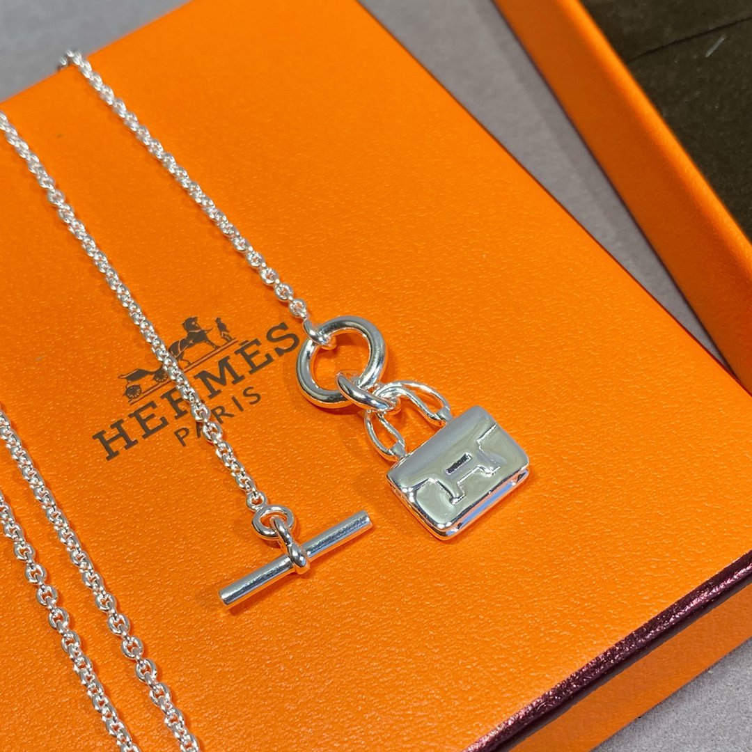 [Stellar Jewelry]CONSTANCE PEDANT SILVER NECKLACE