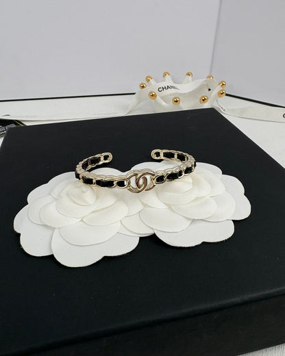 [Stellar Jewelry]Double C Open Bangle