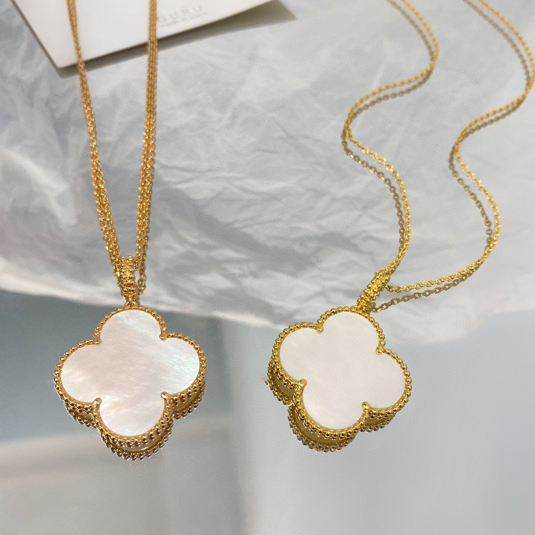 [Stellar Jewelry]CLOVER 25MM MOP LARGE PENDANT NECKLACE