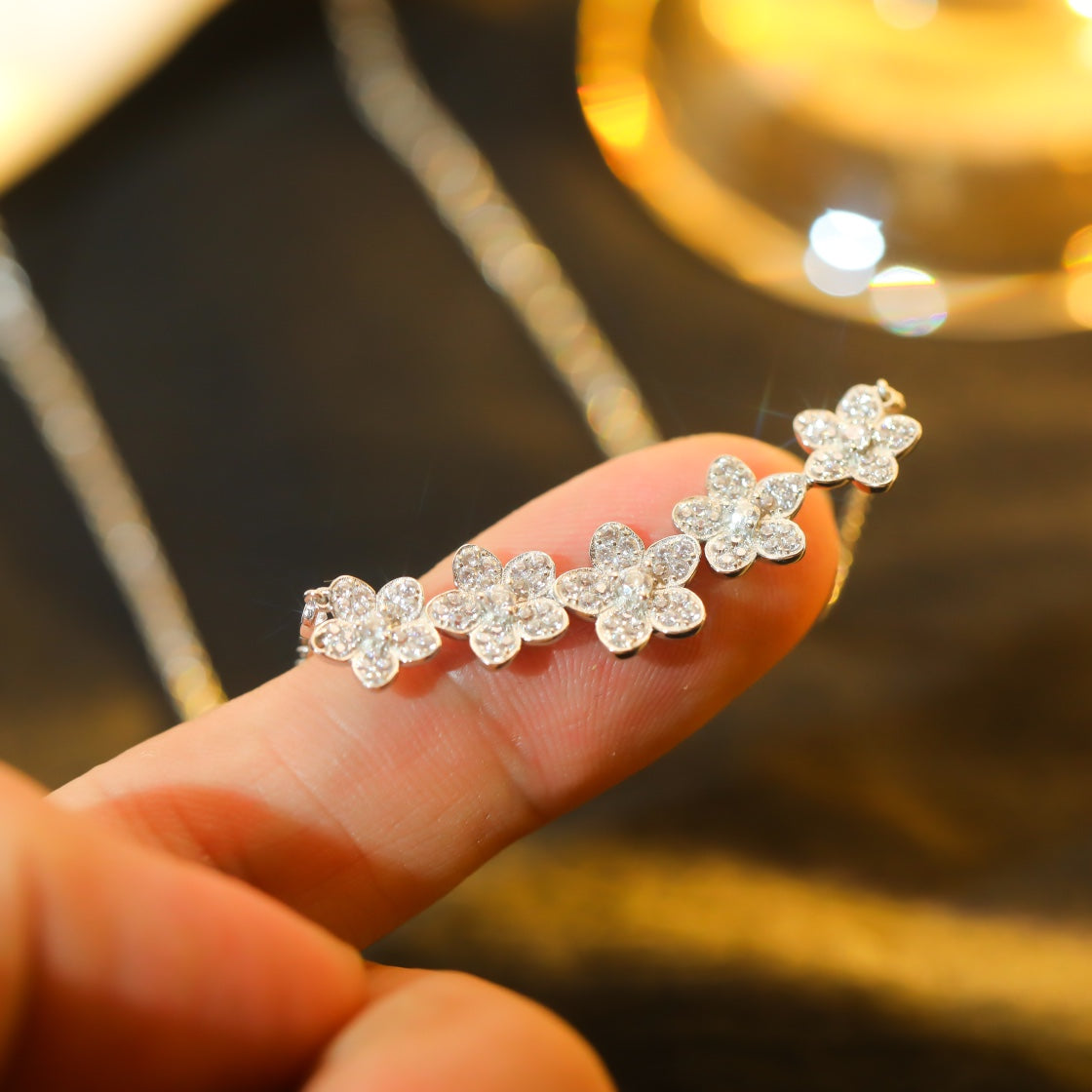 [Stellar jewels]]wild flower diamond line pendant