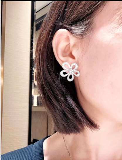[Stellar Jewelry]Flowerlace Diamond Pavé Earrings