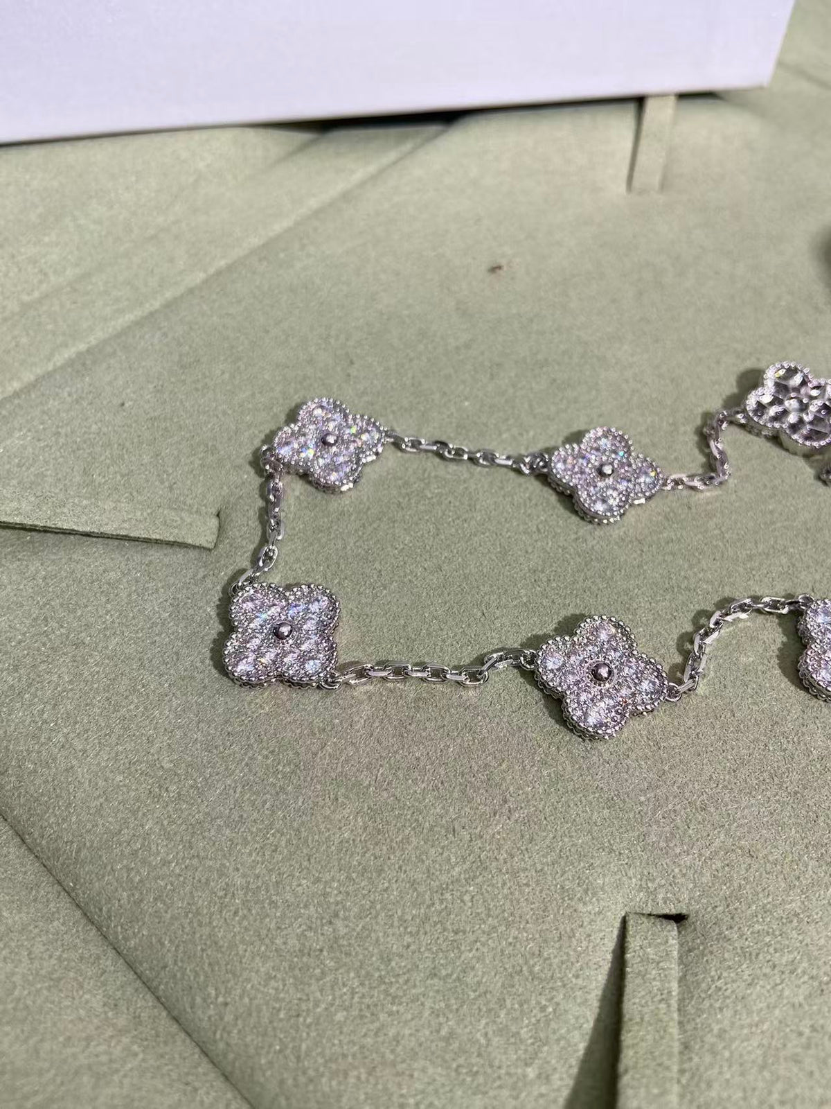 [Stellar Jewelry]CLOVER 10 MOTIFS  FULL DIAMOND NECKLACE