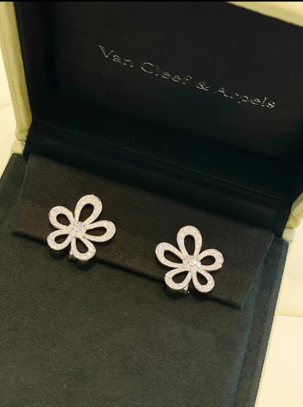 [Stellar Jewelry]Flowerlace Diamond Pavé Earrings
