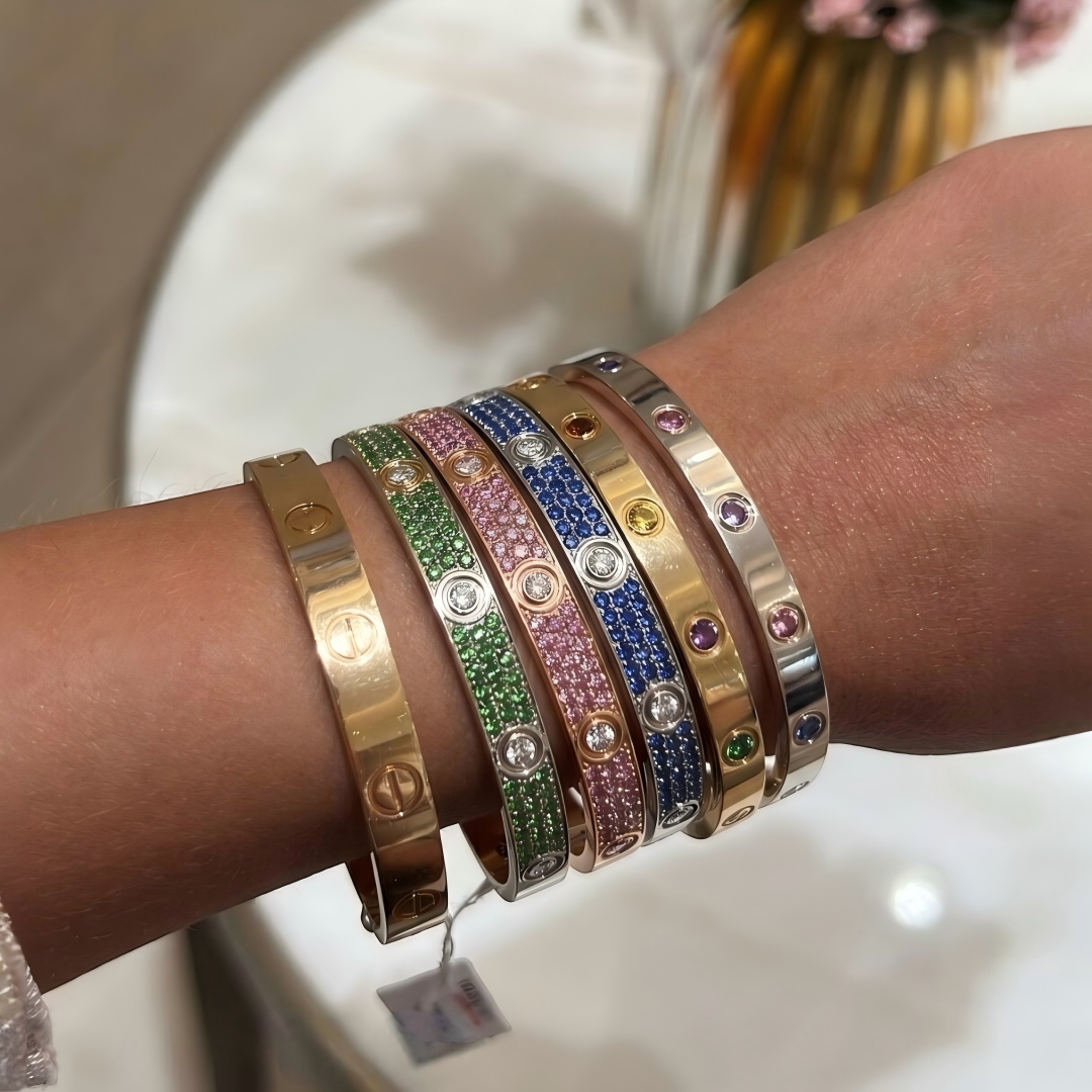 [Stellar Jewelry]2026 PAVE GEMSTONE LOVE BRACELET 6.1MM 10 DIAMONDS