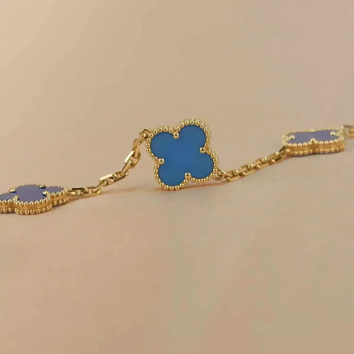 [Stellar Jewelry] CLOVER 5 MOTIF BLUE AGATE BRACELET COLLECTION