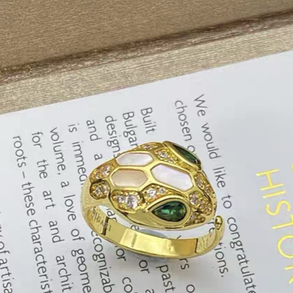[Stellar Jewelry]BRAND NEW ASSORTED SNAKE HEAD MOTHER OF PEARL RINGS