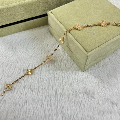[Stellar Jewelry]CLOVER 6 MOTIF DIAMOND LASER BRACELET