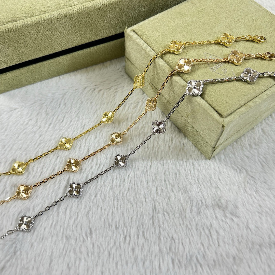 [Stellar Jewelry]CLOVER 6 MOTIF DIAMOND BRACELET