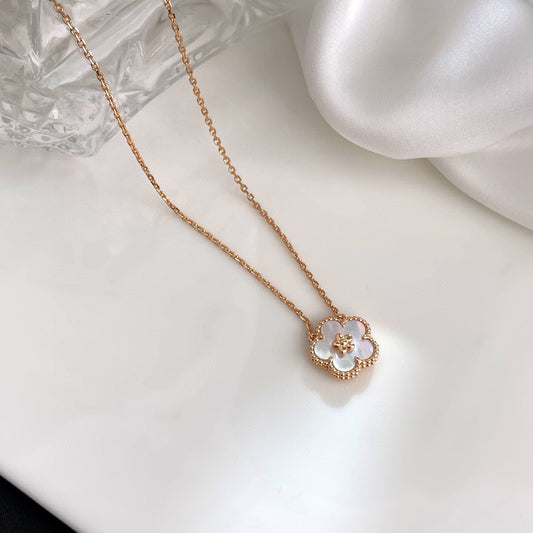 [Stellar Jewelry]LUCKY  WHITE MOP  PLUM BLOSSOM NECKLACE
