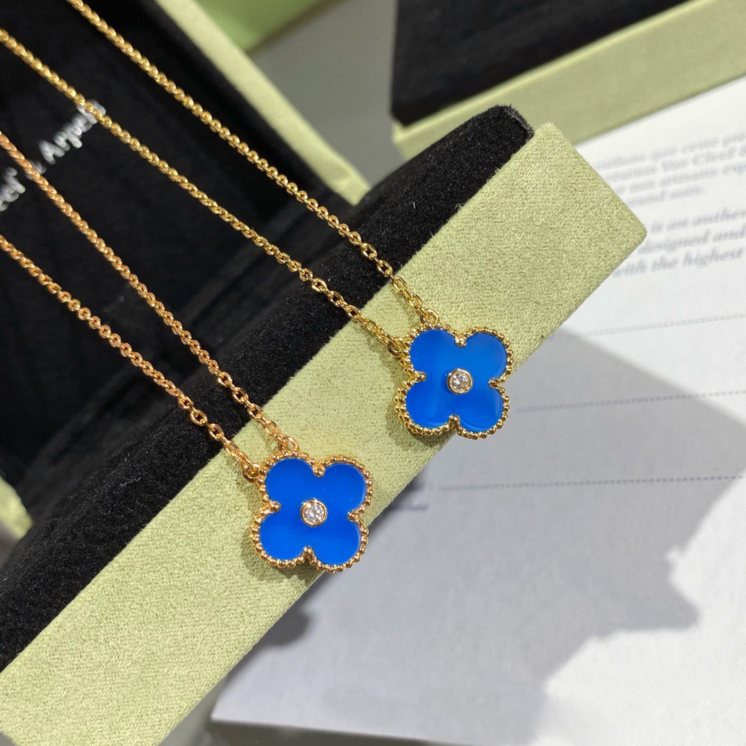 [Stellar Jewelry]CLOVER 15MM DIAMOND AND BLUE AGATE NECKLACE