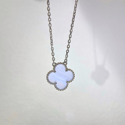 [Stellar Jewelry]CLOVER 15MM BLUE CHALCEDONY NECKLACE SILVER