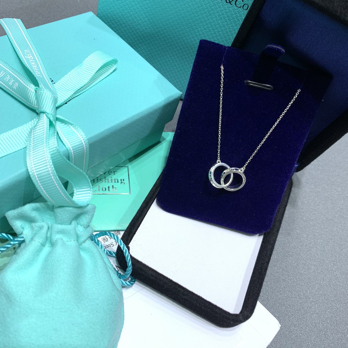 [Stellar jewels]INTERLOCKING CIRCLES PENDANT SILVER SMALL NECKLACE