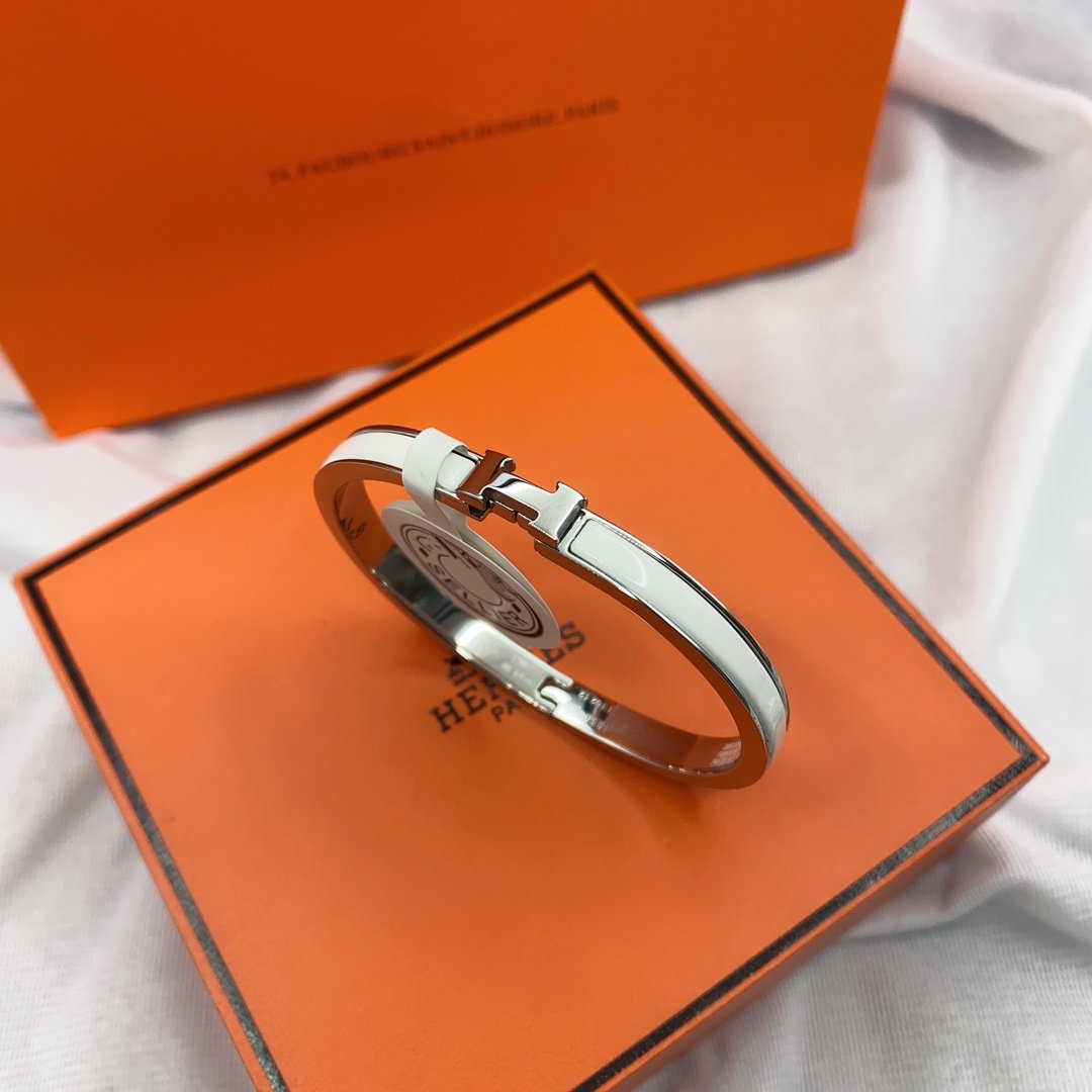 [Stellar Jewelry]CLASSIC HM CLIC WHITE 8MM ENAMEL BRACELET