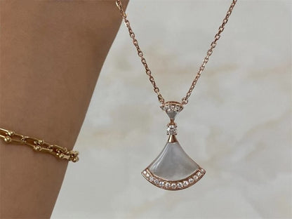 [Stellar Jewelry]DREAM NECKLACE MOP PINK GOLD DIAMOND