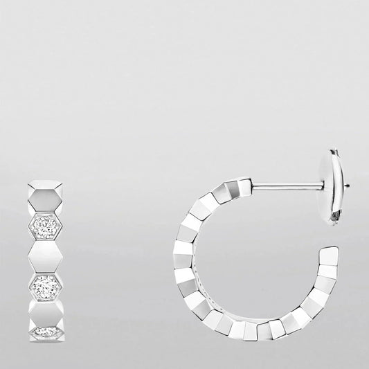 [Stellar Jewelry]Hollow Design Four-Leaf Clover Flower Shape Ring