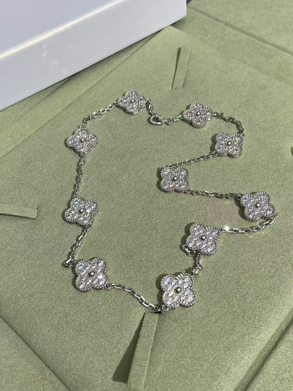 [Stellar Jewelry]CLOVER 10 MOTIFS  FULL DIAMOND NECKLACE