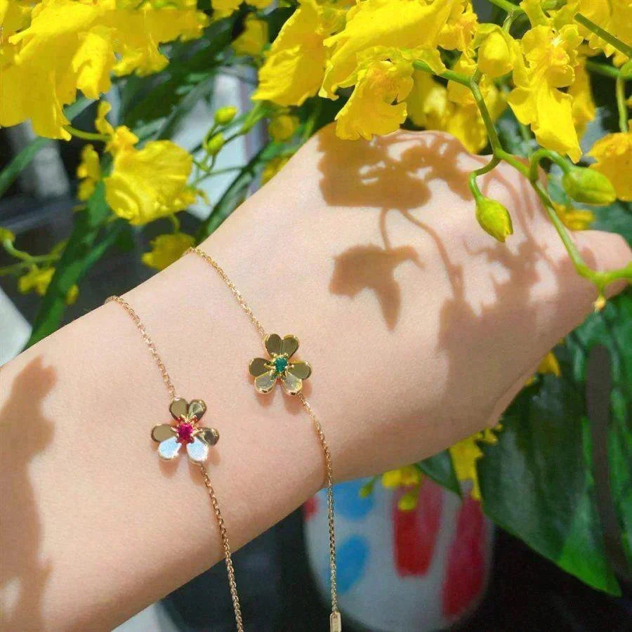 [Stellar Jewelry]FRIVOLE GOLD FLOWER PINK MALACHITE BRACELET