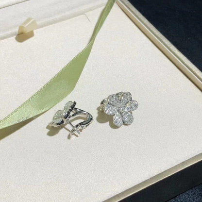[Stellar Jewelry]FRIVOLE SILVER FLOWER DIAMOND EARRINGS