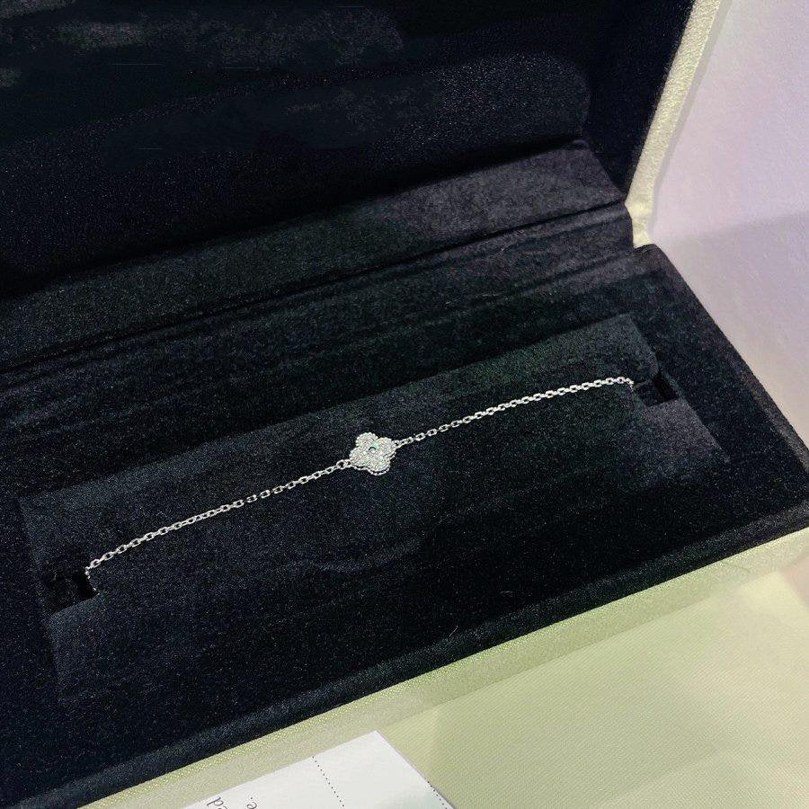 [Stellar Jewelry]CLOVER  SINGLE FLOWER BRACELET SILVER