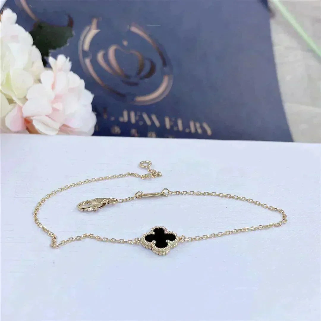 [Stellar Jewelry]CLOVER ONYX SINGLE FLOWER BRACELET